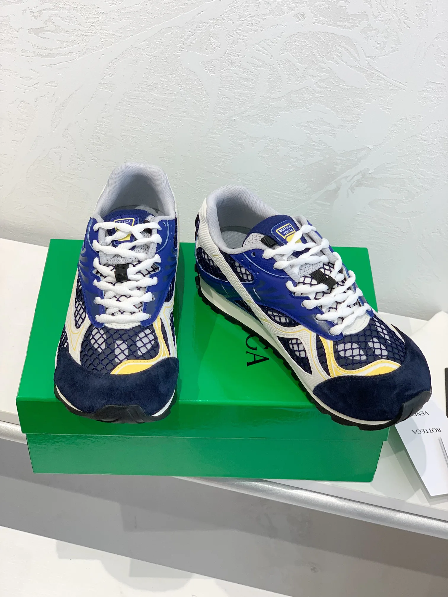 Кроссовки Женские Bottega Veneta 11677112