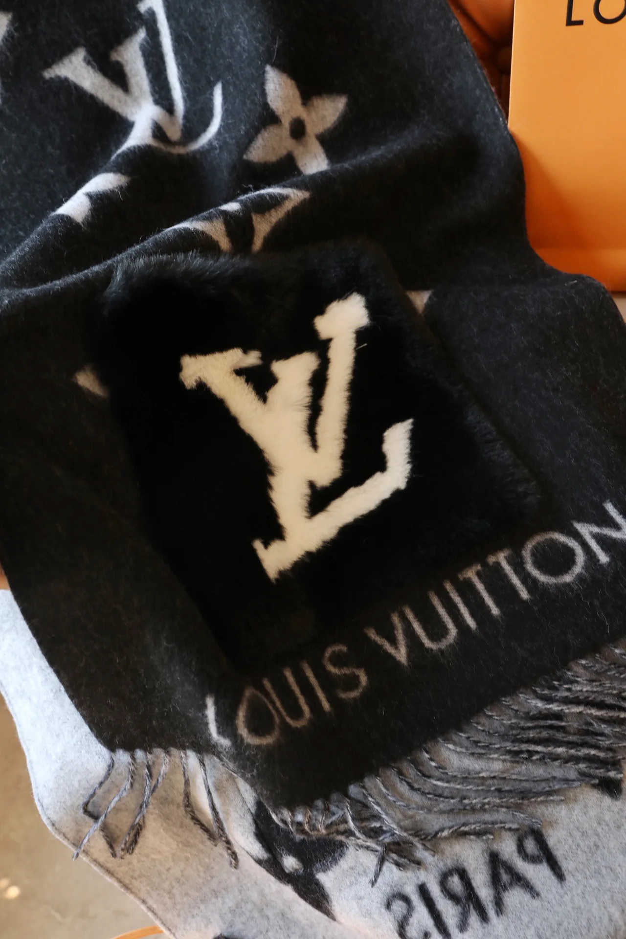 Шарфы Louis Vuitton 11654295