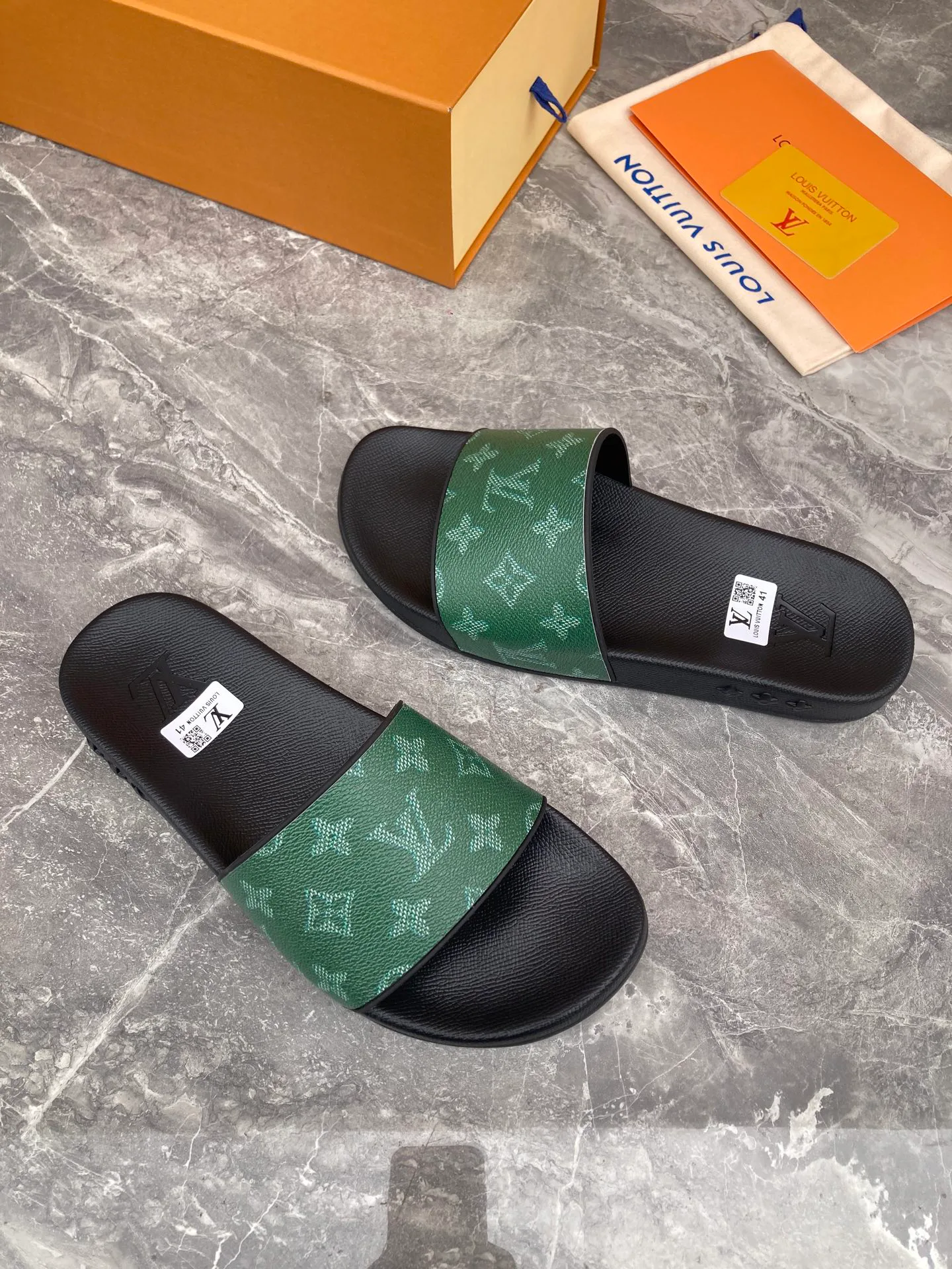 Шлепанцы Женские Louis Vuitton 5879844