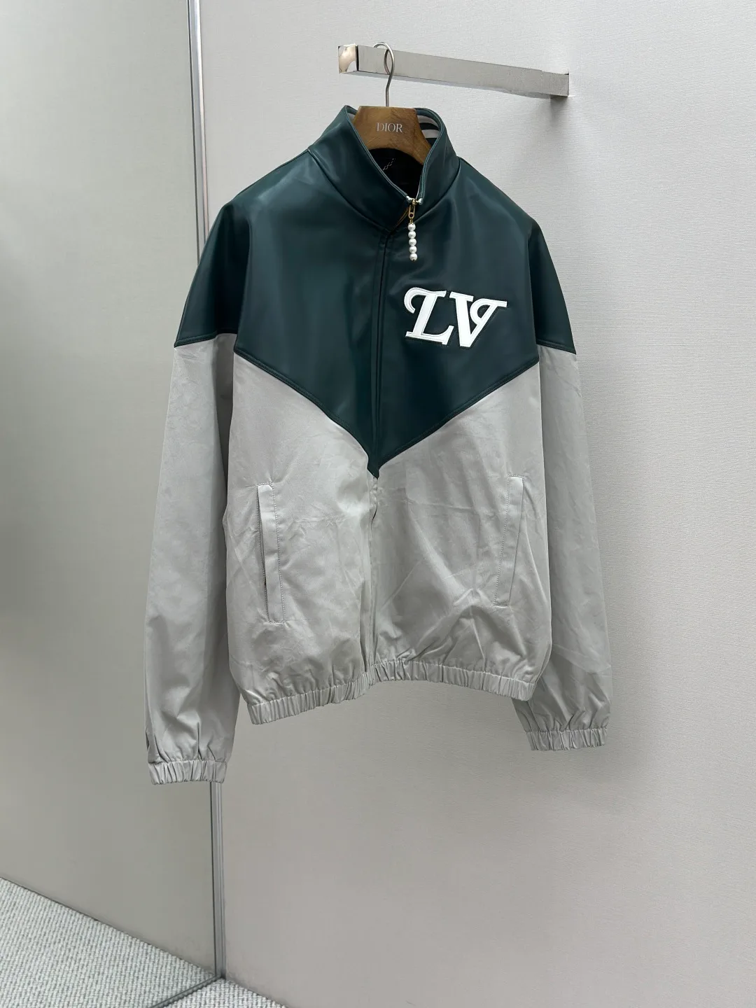 Куртки И Пуховики Мужские Louis Vuitton 179084