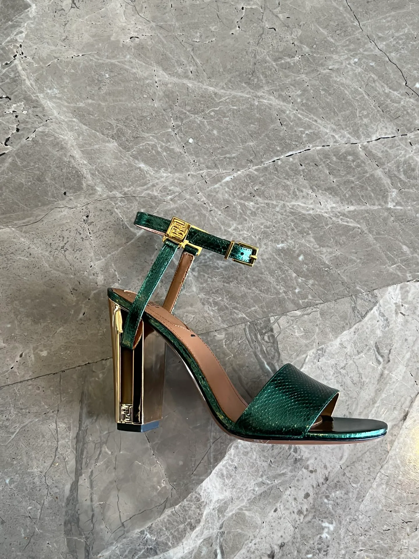 Босоножки Женские Fendi 9227094