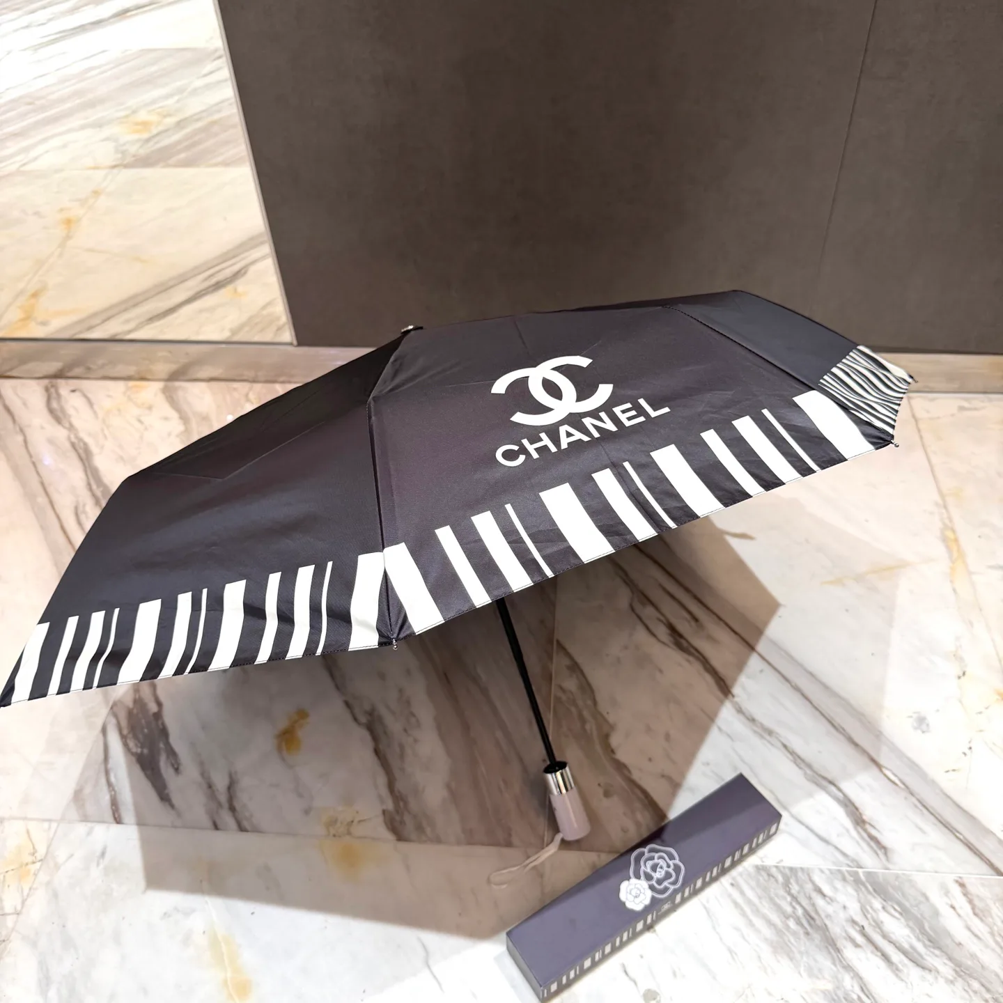 Зонты Chanel 13079172