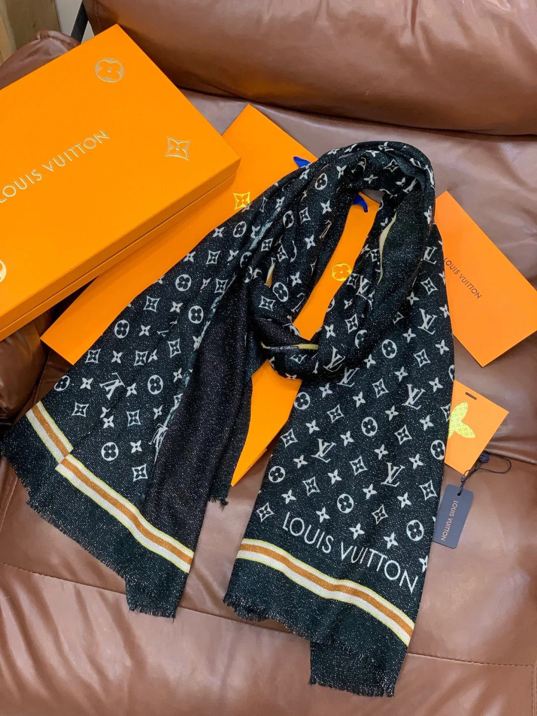 Шарфы Louis Vuitton 1036339