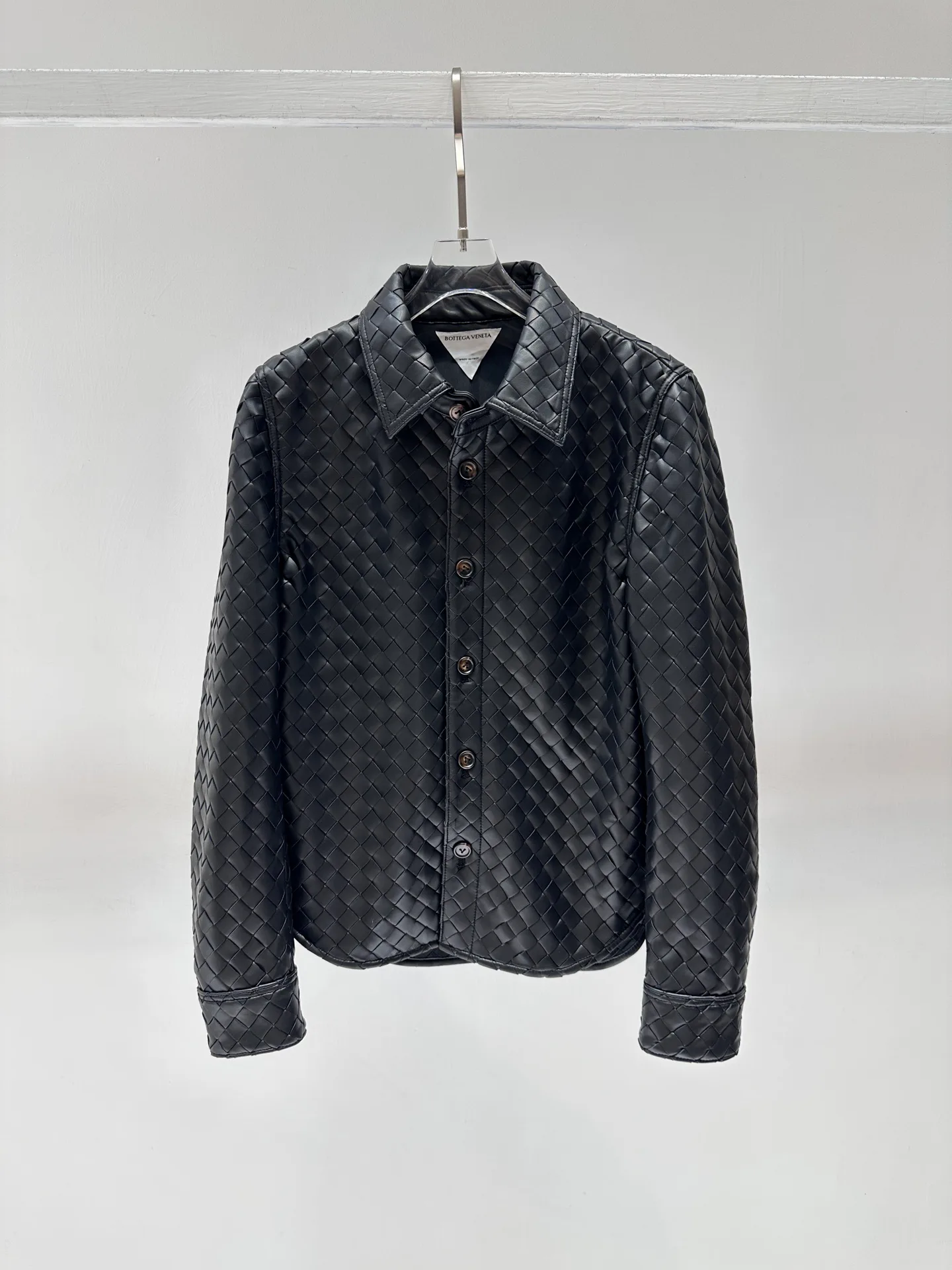 Кожаные Куртки И Дублёнки Женские Bottega Veneta 11759399
