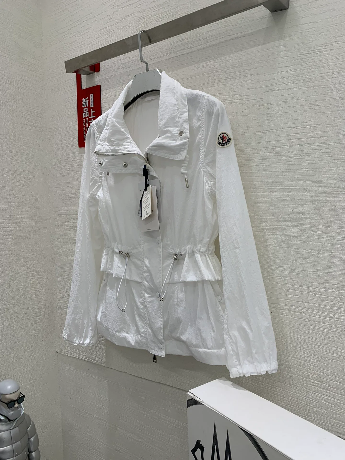 Куртки И Пуховики Женские Moncler 11230882