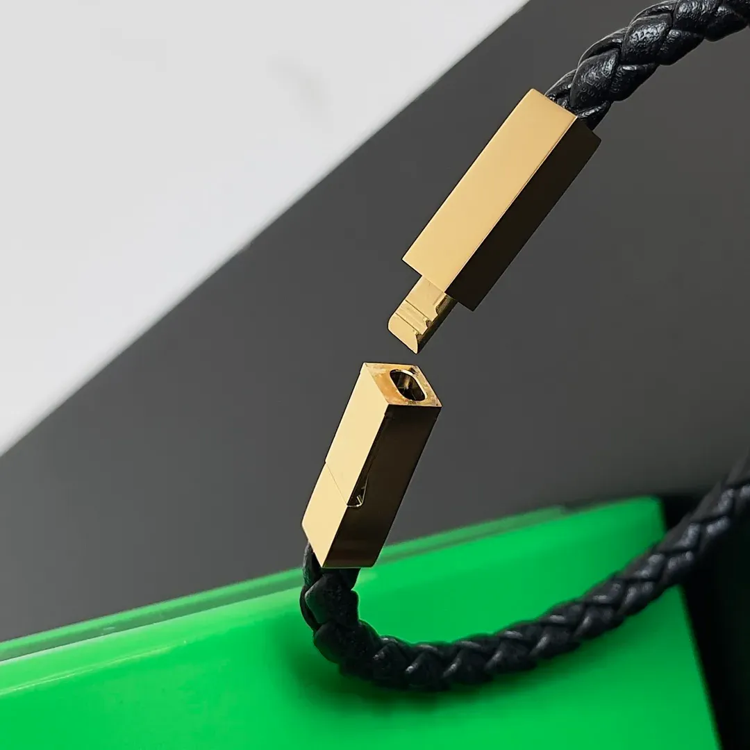 Бижутерия Bottega Veneta 595728