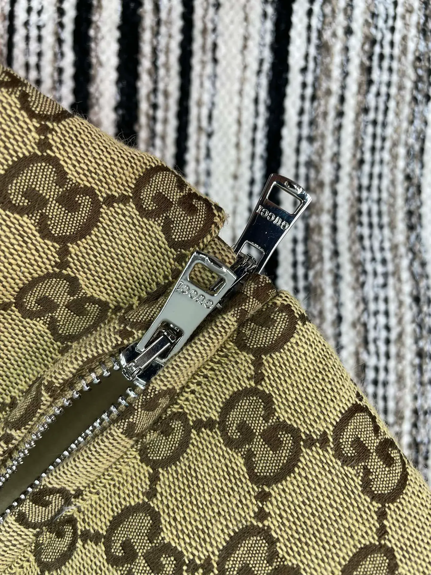 Куртки И Пуховики Женские Gucci 303707