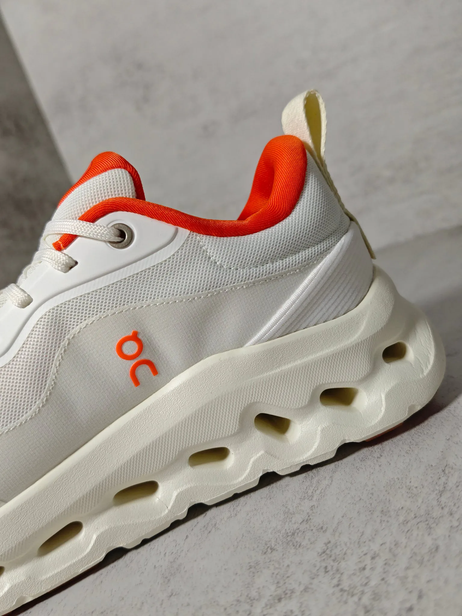 Кроссовки Женские Loewe 108288