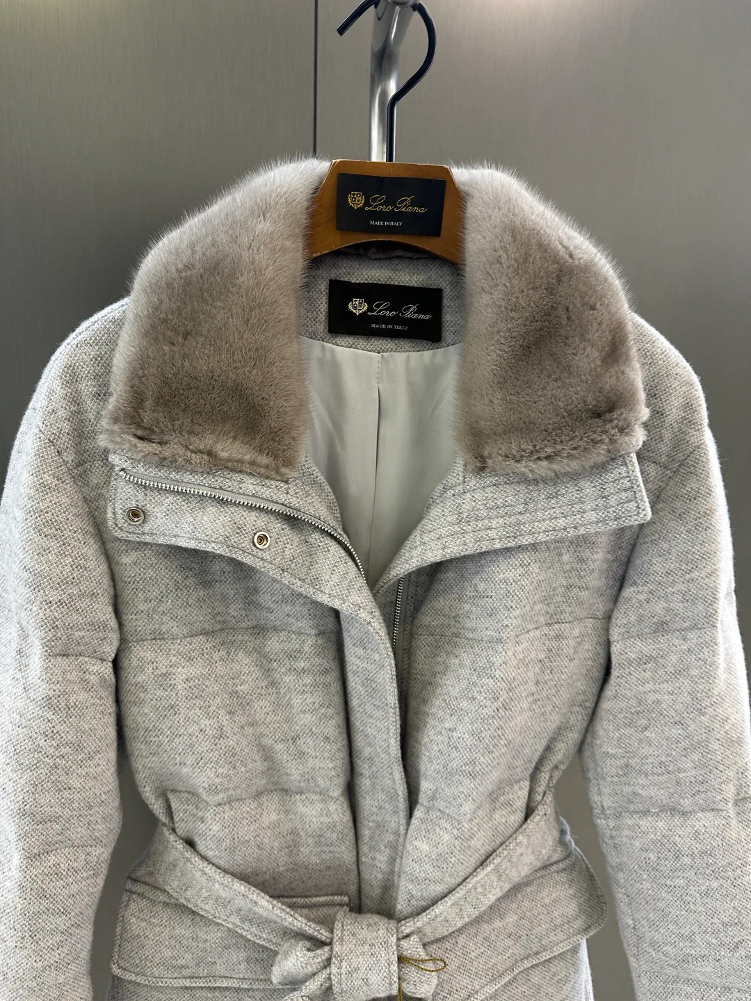 Куртки И Пуховики Женские Louis Vuitton 799810