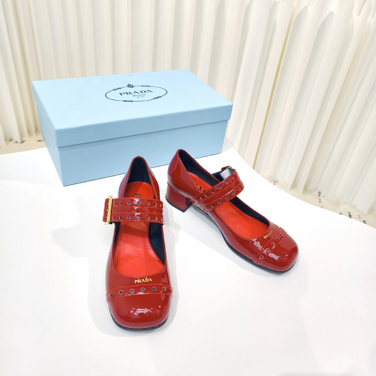 Туфли Женские Prada 11508140