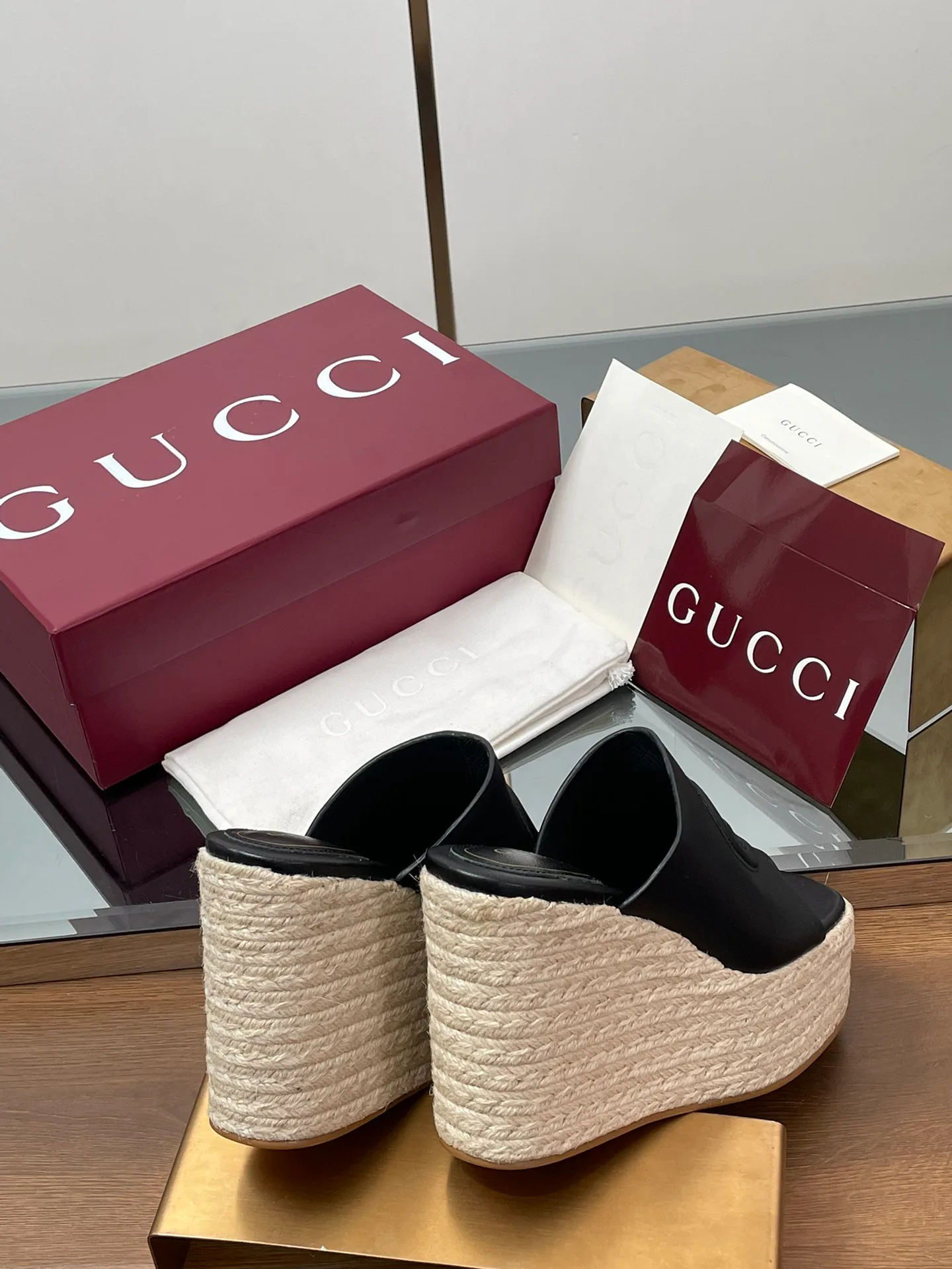 Босоножки Женские Gucci 11616327