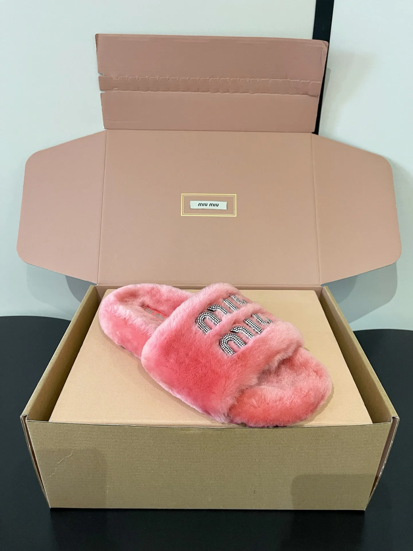 Тапочки Женские Miu Miu 18989488