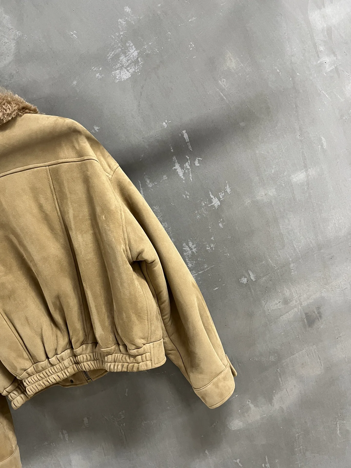 Кожаные Куртки И Дублёнки Женские Saint Laurent 19505519