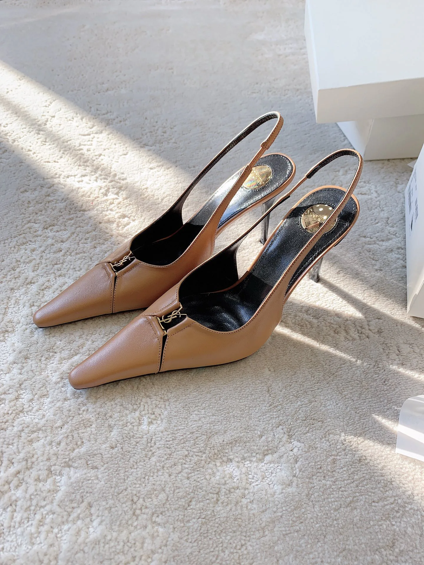 Босоножки Женские Saint Laurent 11923834