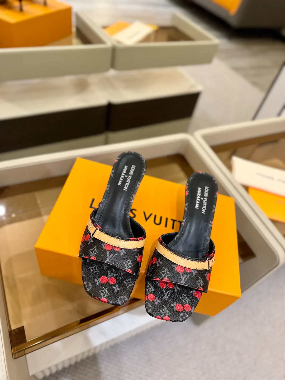 Сандалии Женские Louis Vuitton 9865361