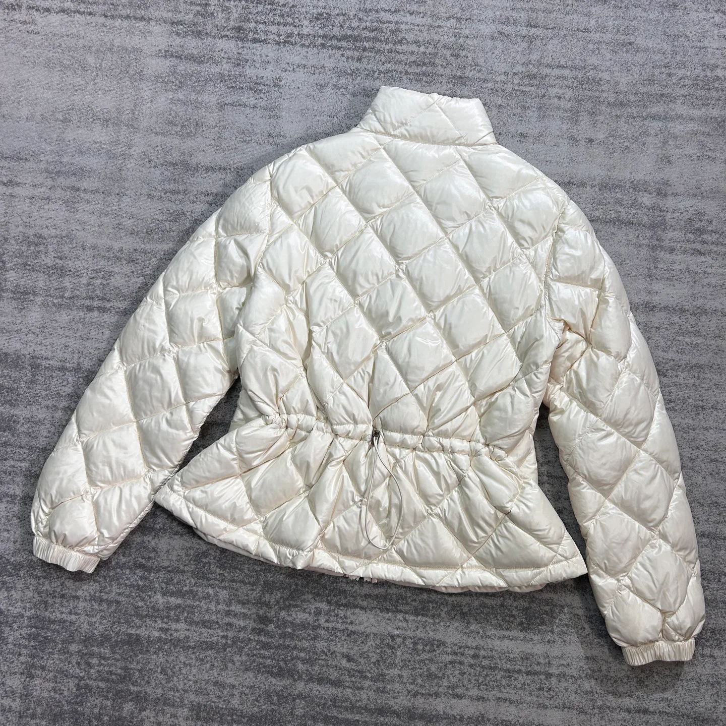 Куртки И Пуховики Женские Moncler 19039338