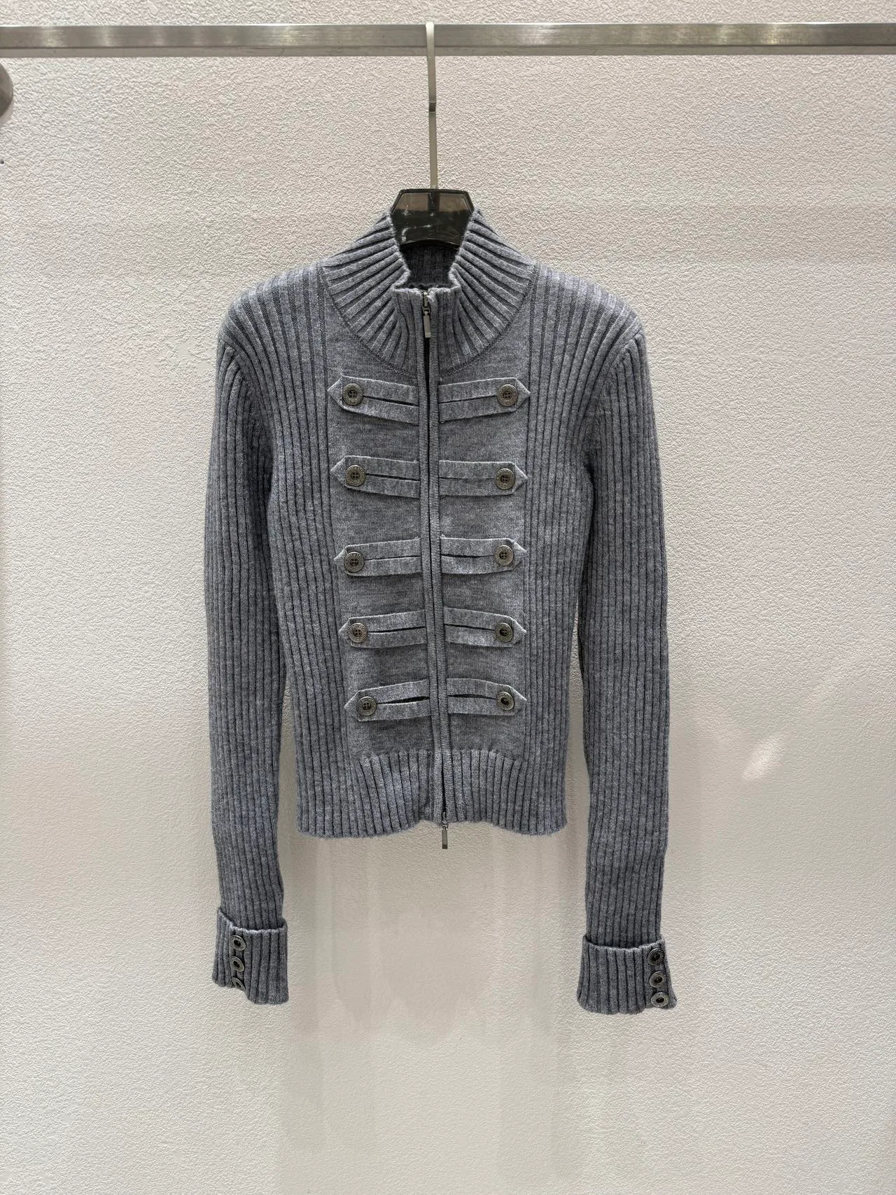 Джемперы И Свитеры Женские Miu Miu 18790632