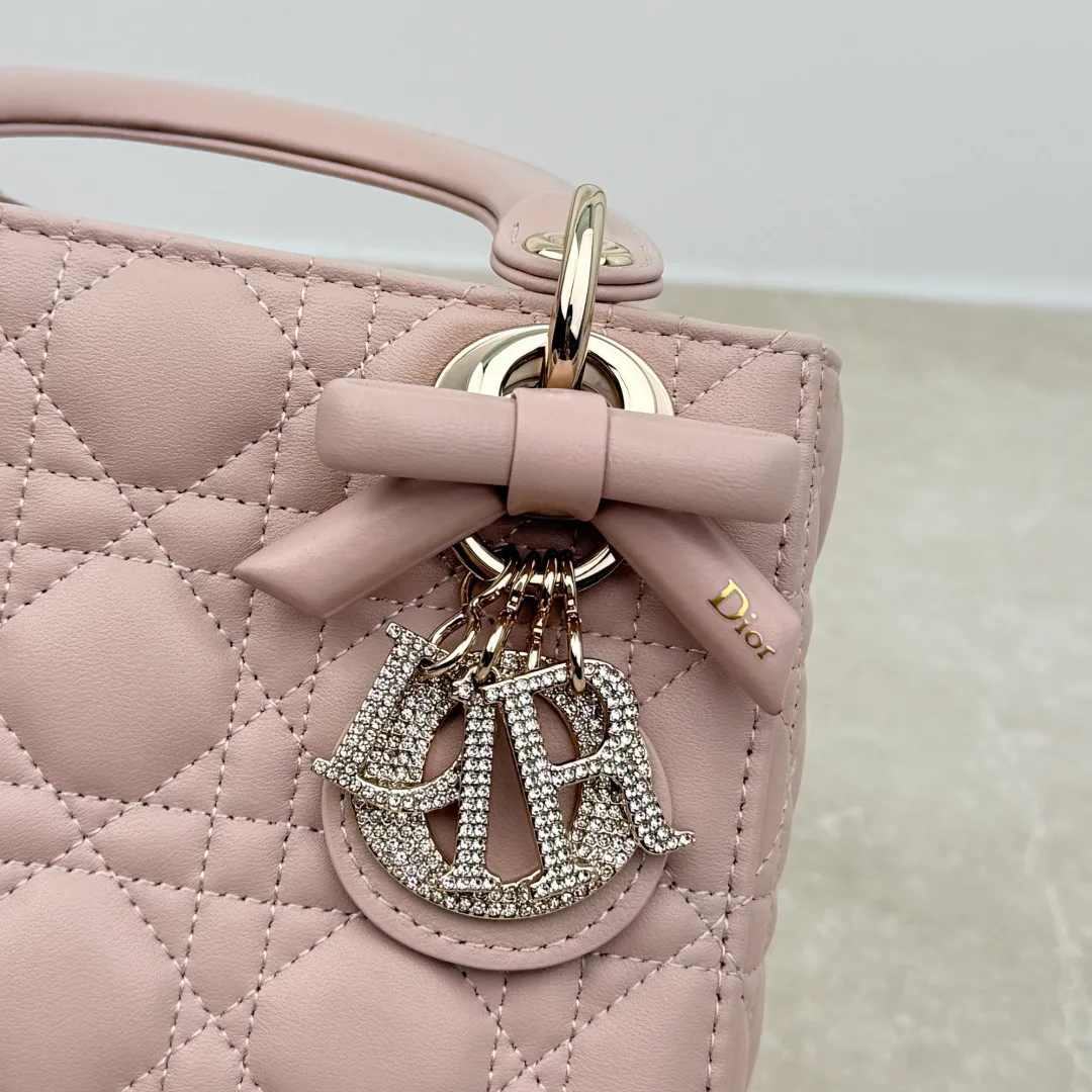 Классические Сумки Женские Christian Dior 18116218