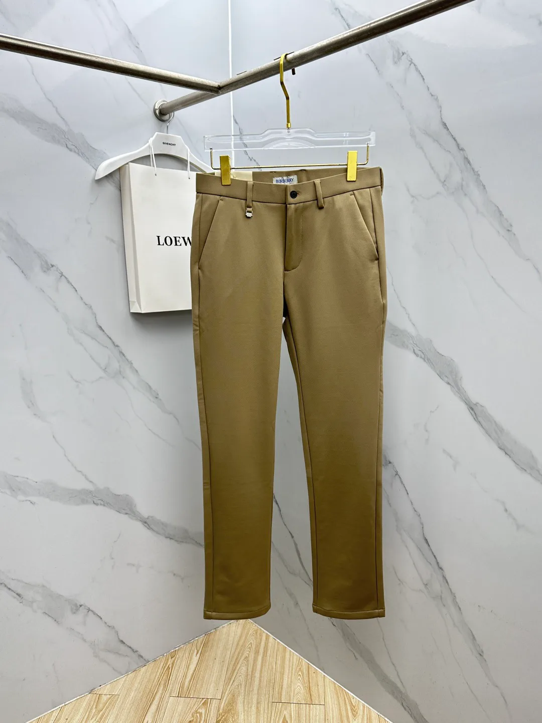 Брюки Мужские Burberry 18246803