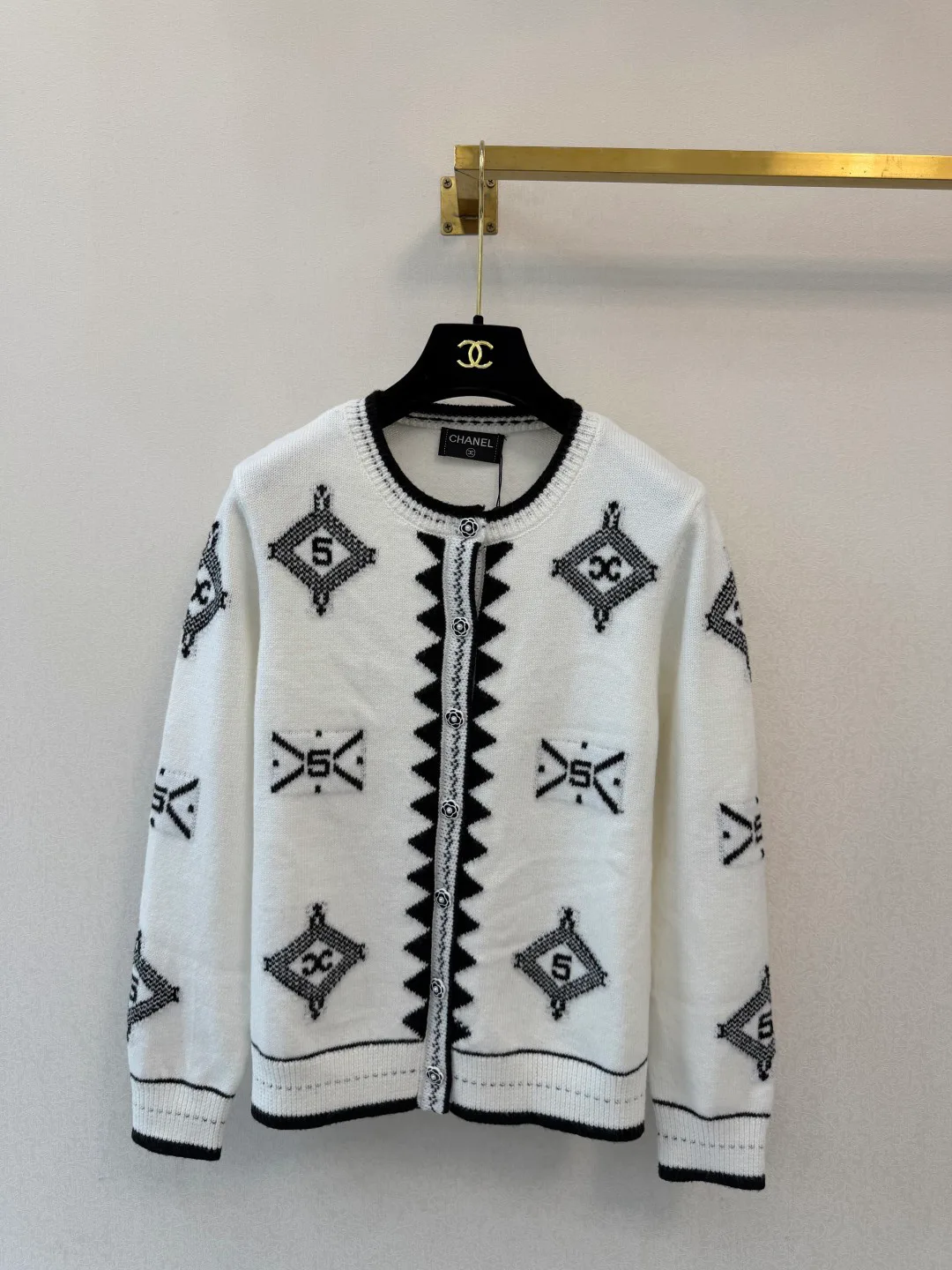Джемперы И Свитеры Женские Chanel 18138085