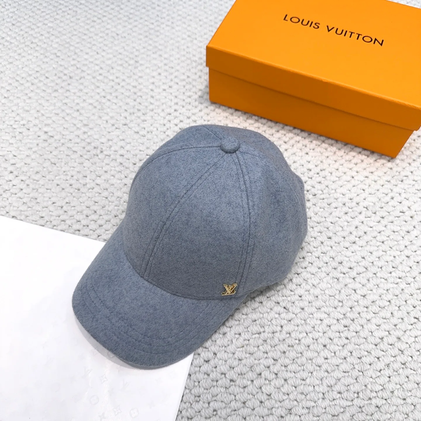 Головные Уборы Louis Vuitton 980979