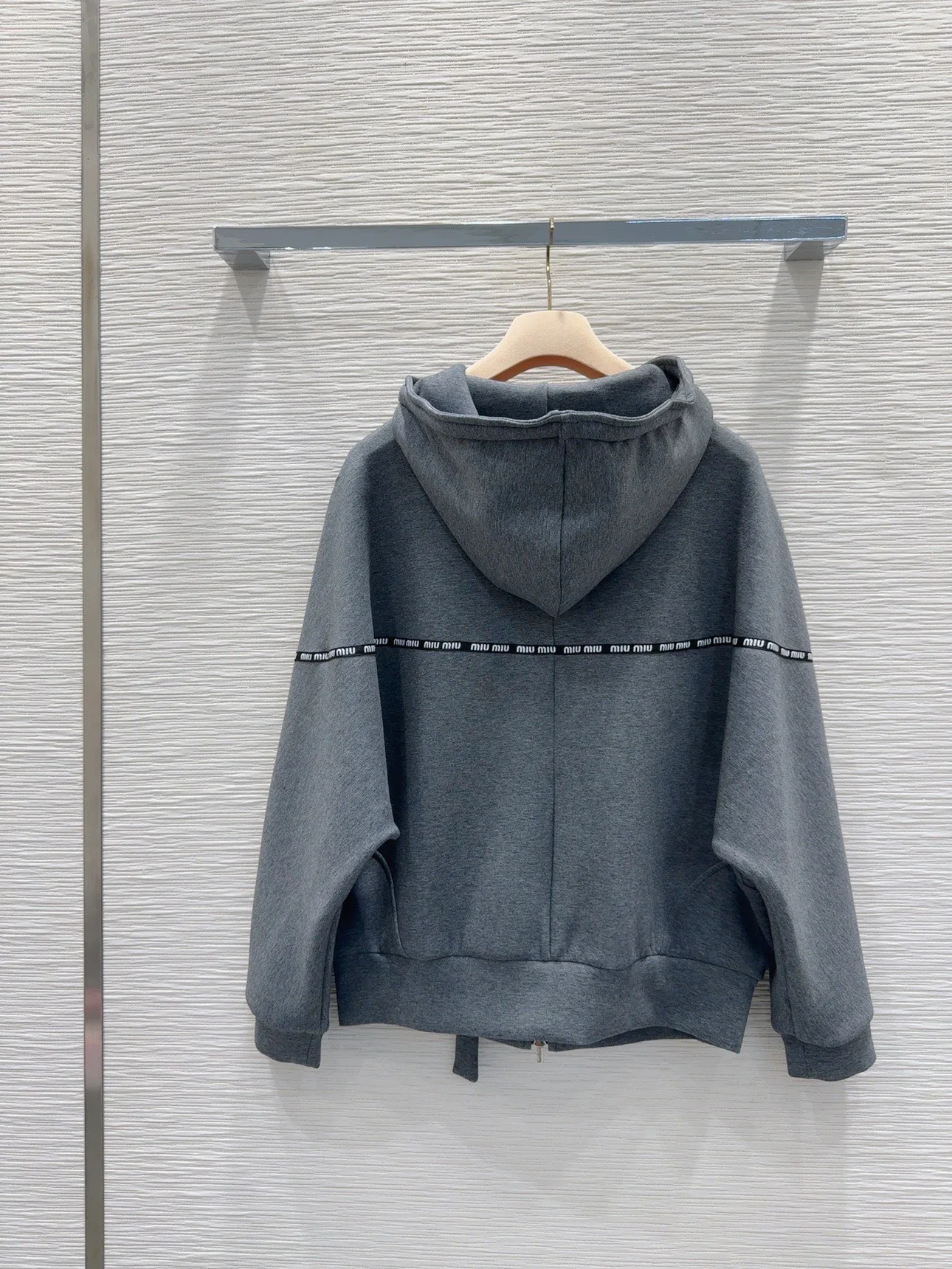 Куртки И Пуховики Женские Miu Miu 863393