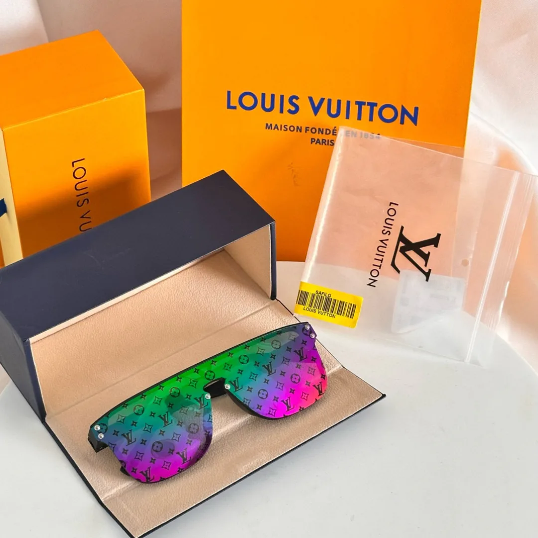 Очки Louis Vuitton 17350195