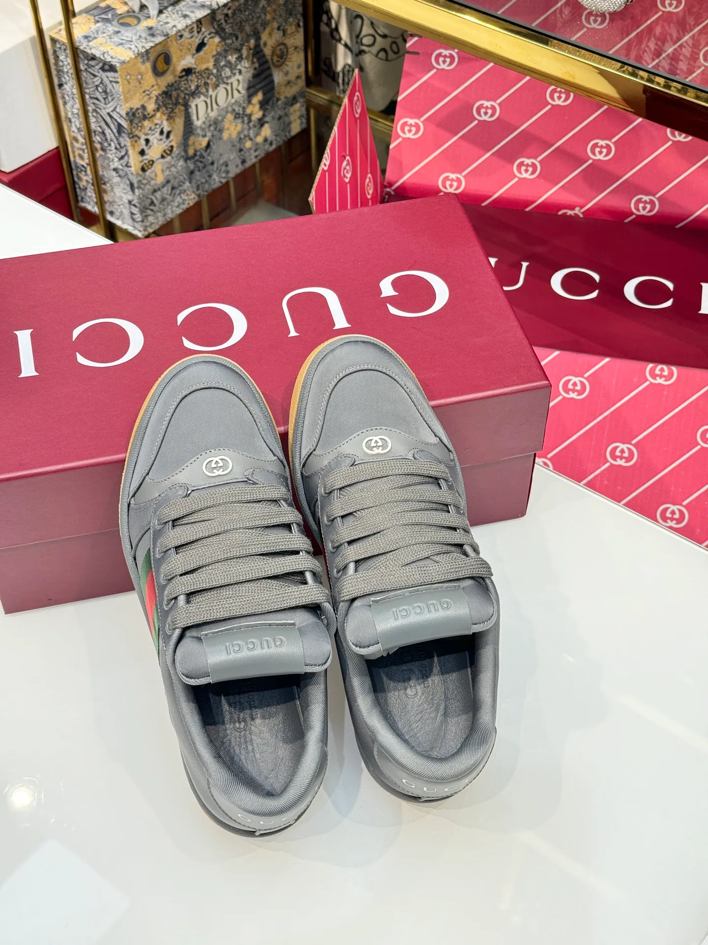Кроссовки Женские Gucci 17946879