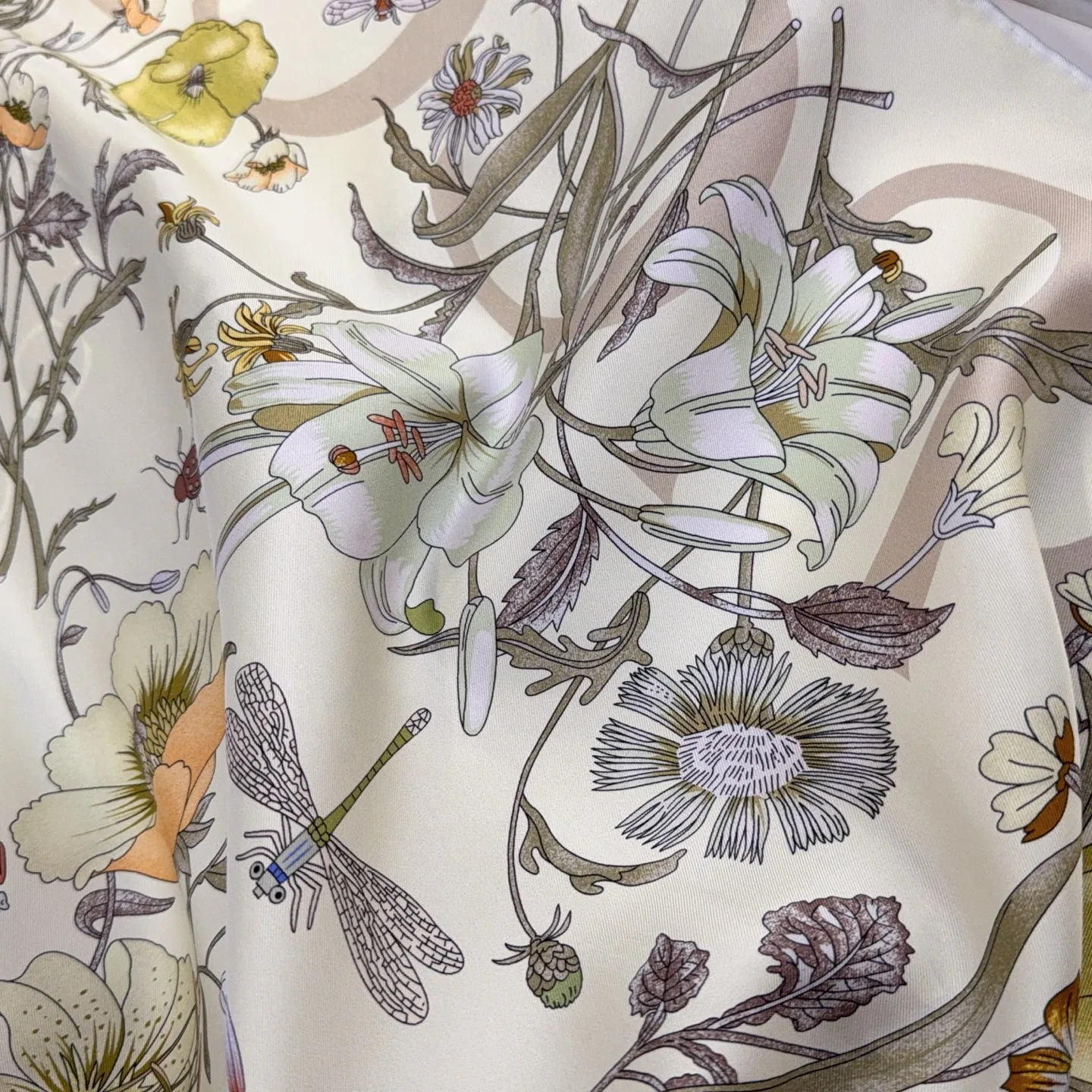 Шарфы Gucci 13325687