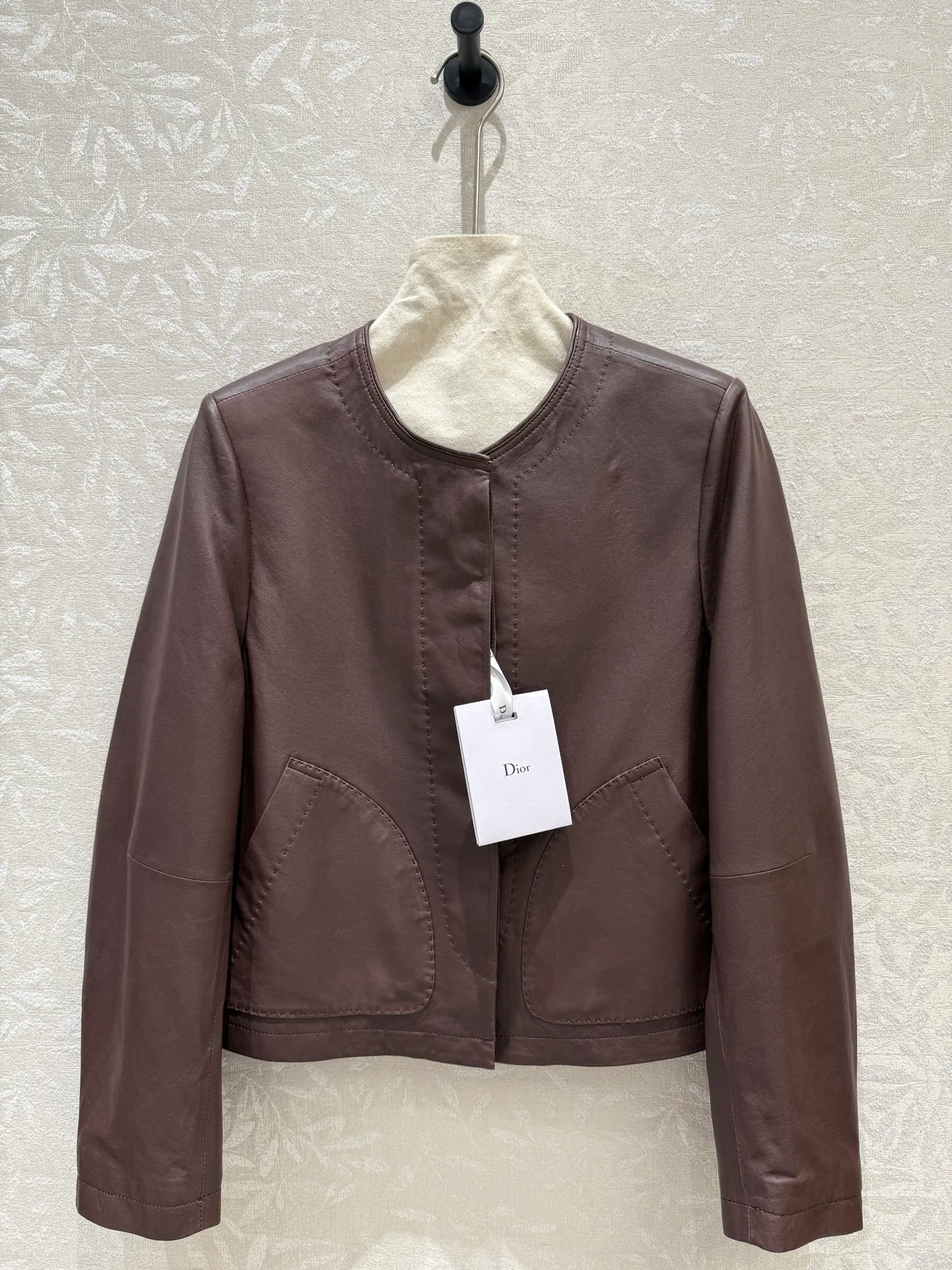 Кожаные Куртки И Дублёнки Женские Christian Dior 19296515