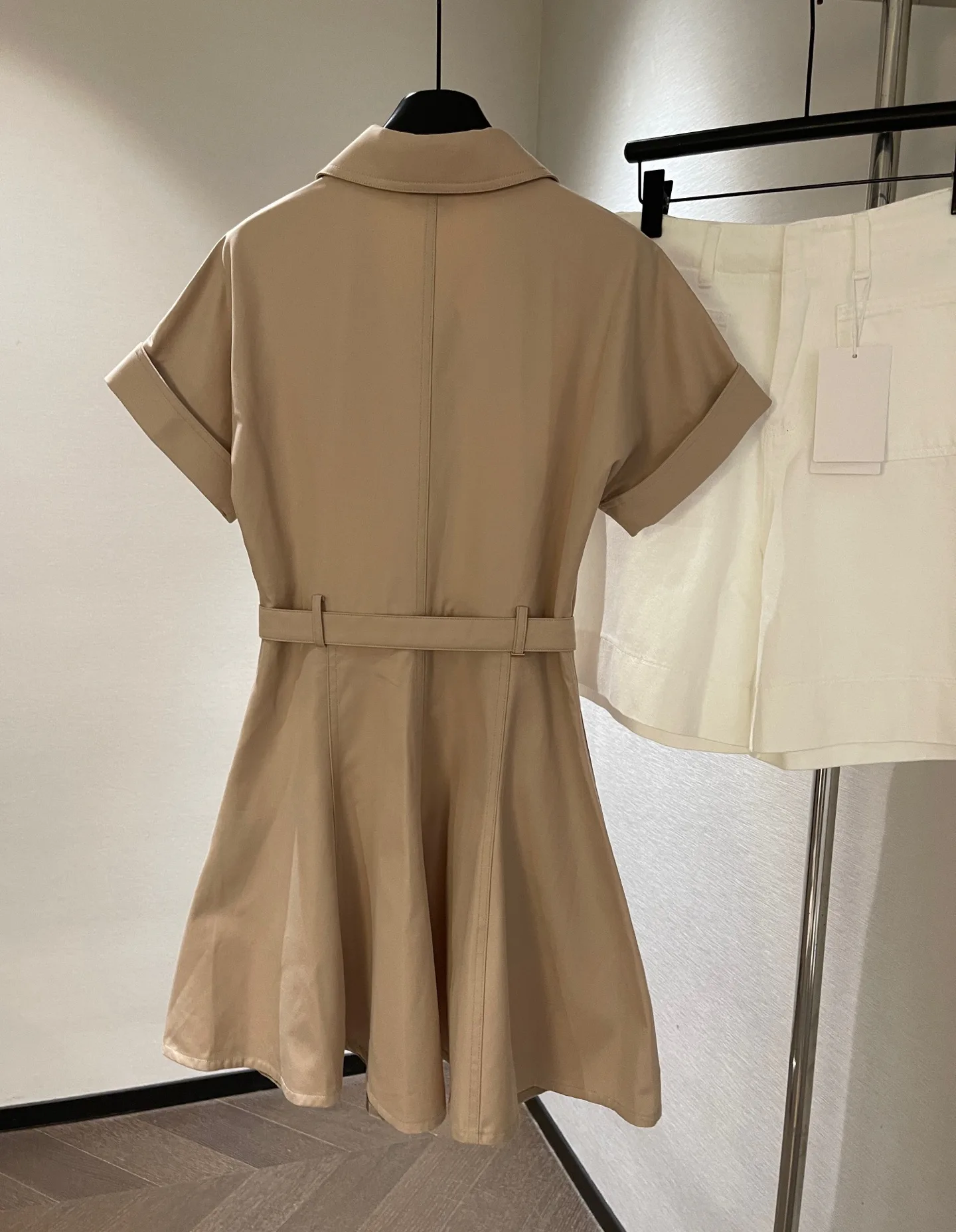 Платья Женские Christian Dior 16857079
