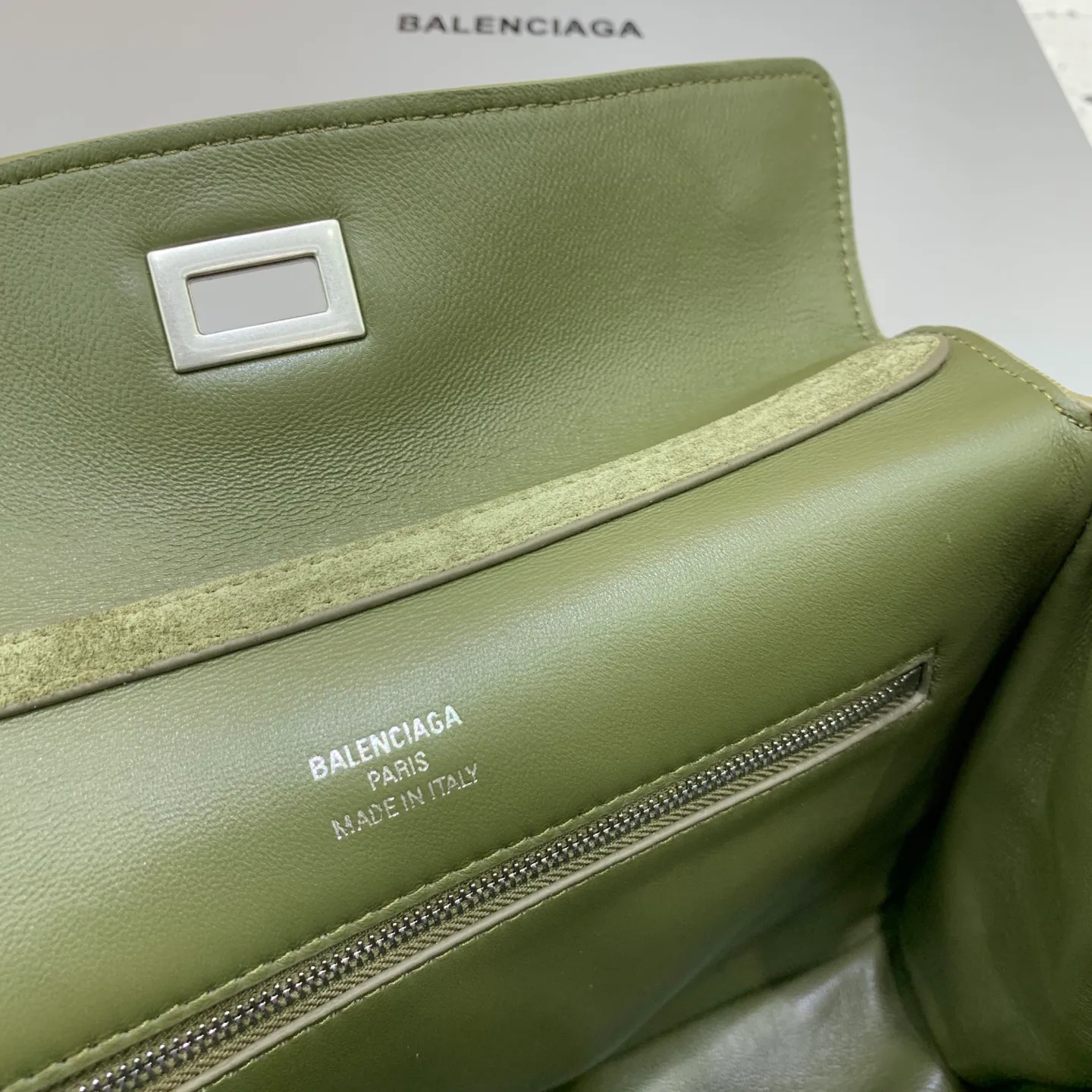 Классические Сумки Женские Balenciaga 13427309