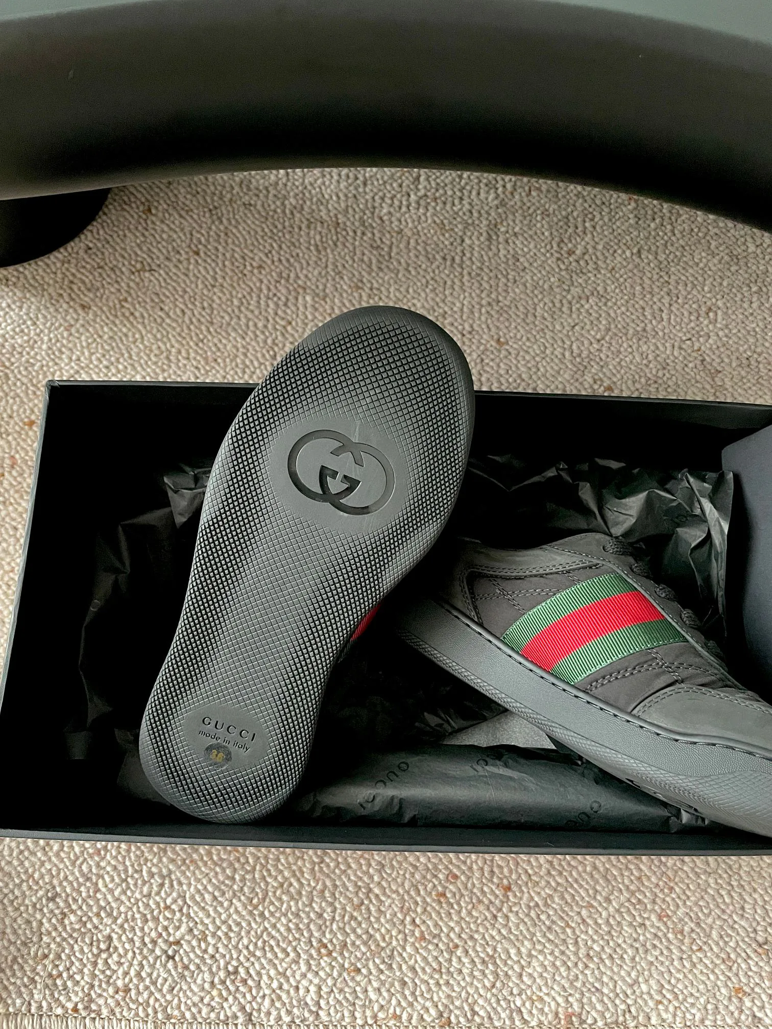 Кроссовки Женские Gucci 18766072