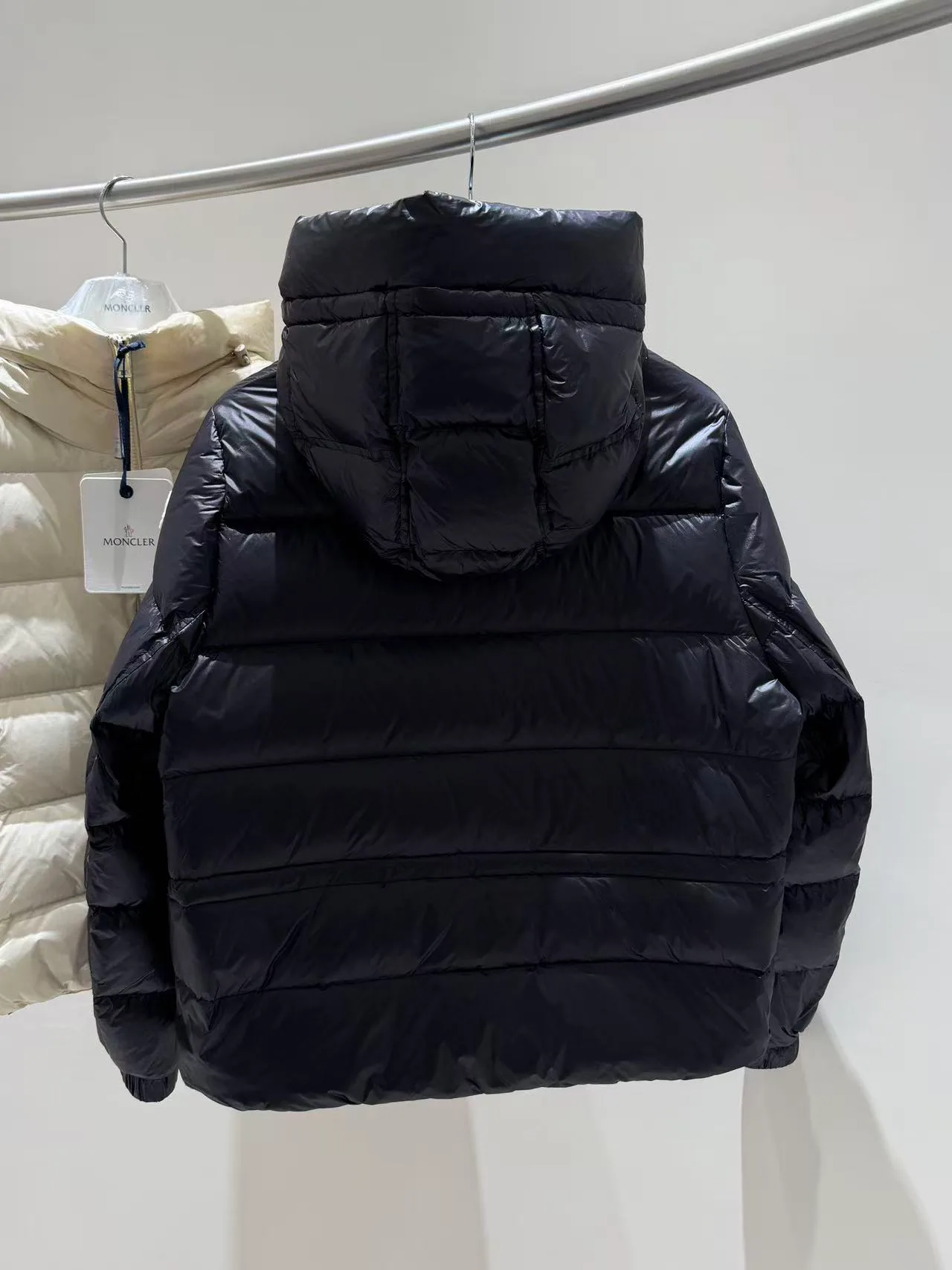 Куртки И Пуховики Женские Moncler 18184483
