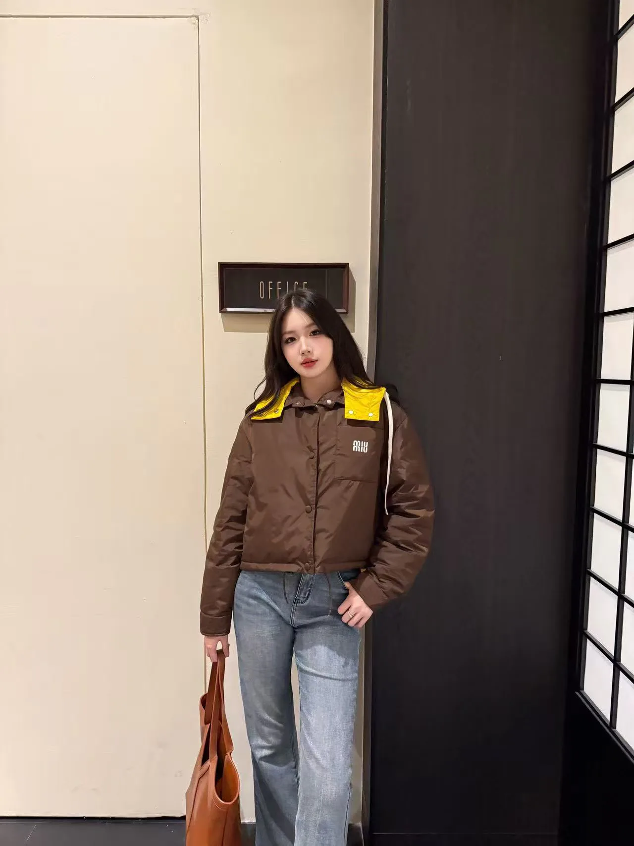 Куртки И Пуховики Женские Miu Miu 1434058