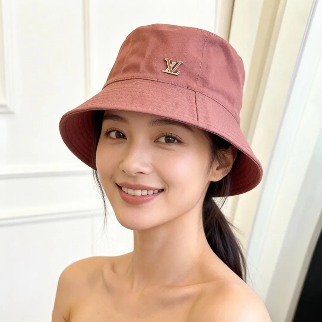 Головные Уборы Louis Vuitton 17467705