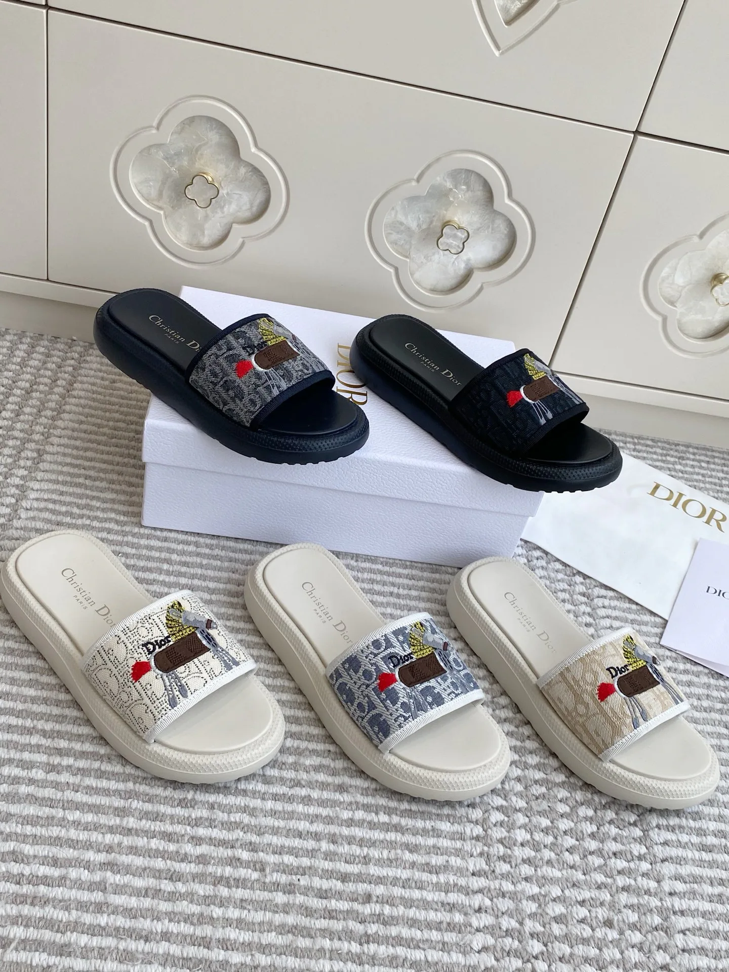 Шлепанцы Женские Christian Dior 11449502