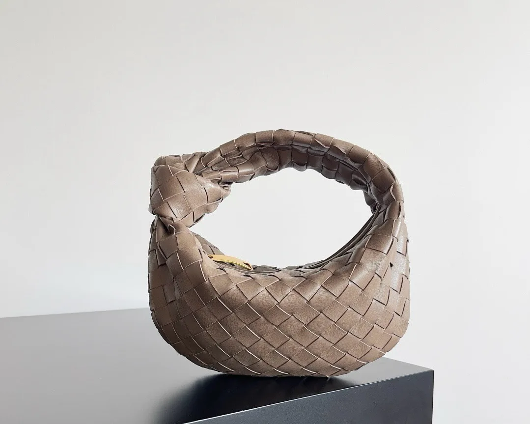 Классические Сумки Женские Bottega Veneta 17489387