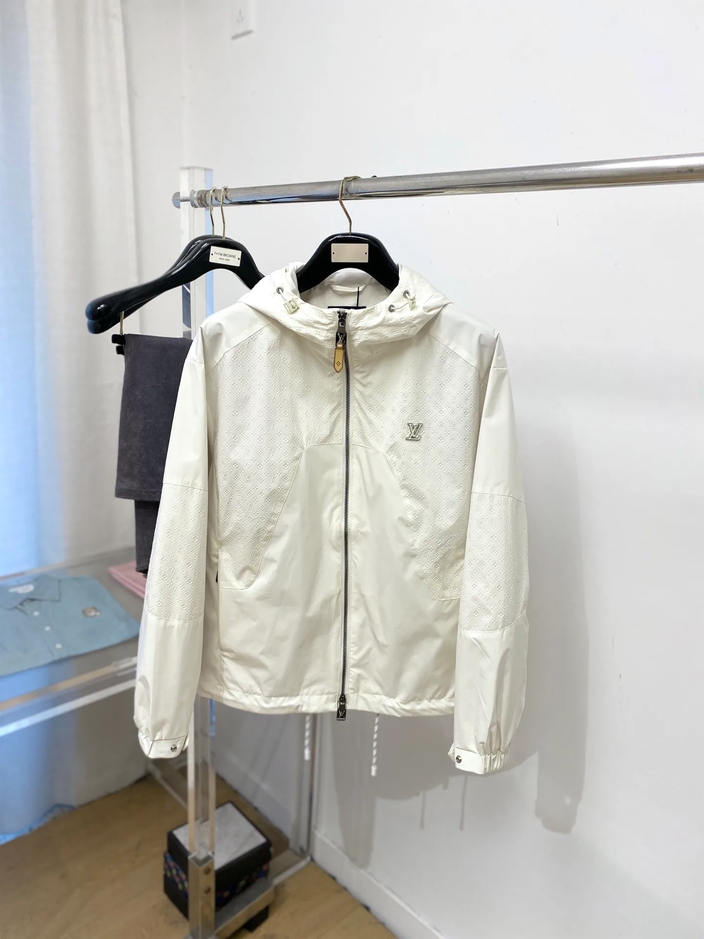 Куртки И Пуховики Мужские Louis Vuitton 5372529