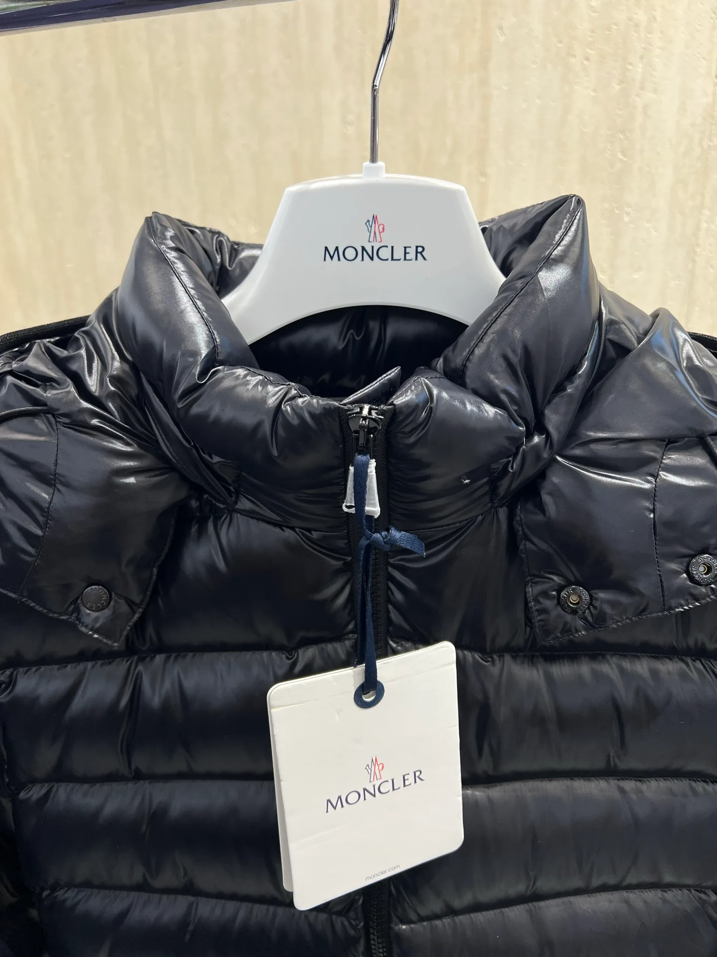 Куртки И Пуховики Женские Moncler 18723422