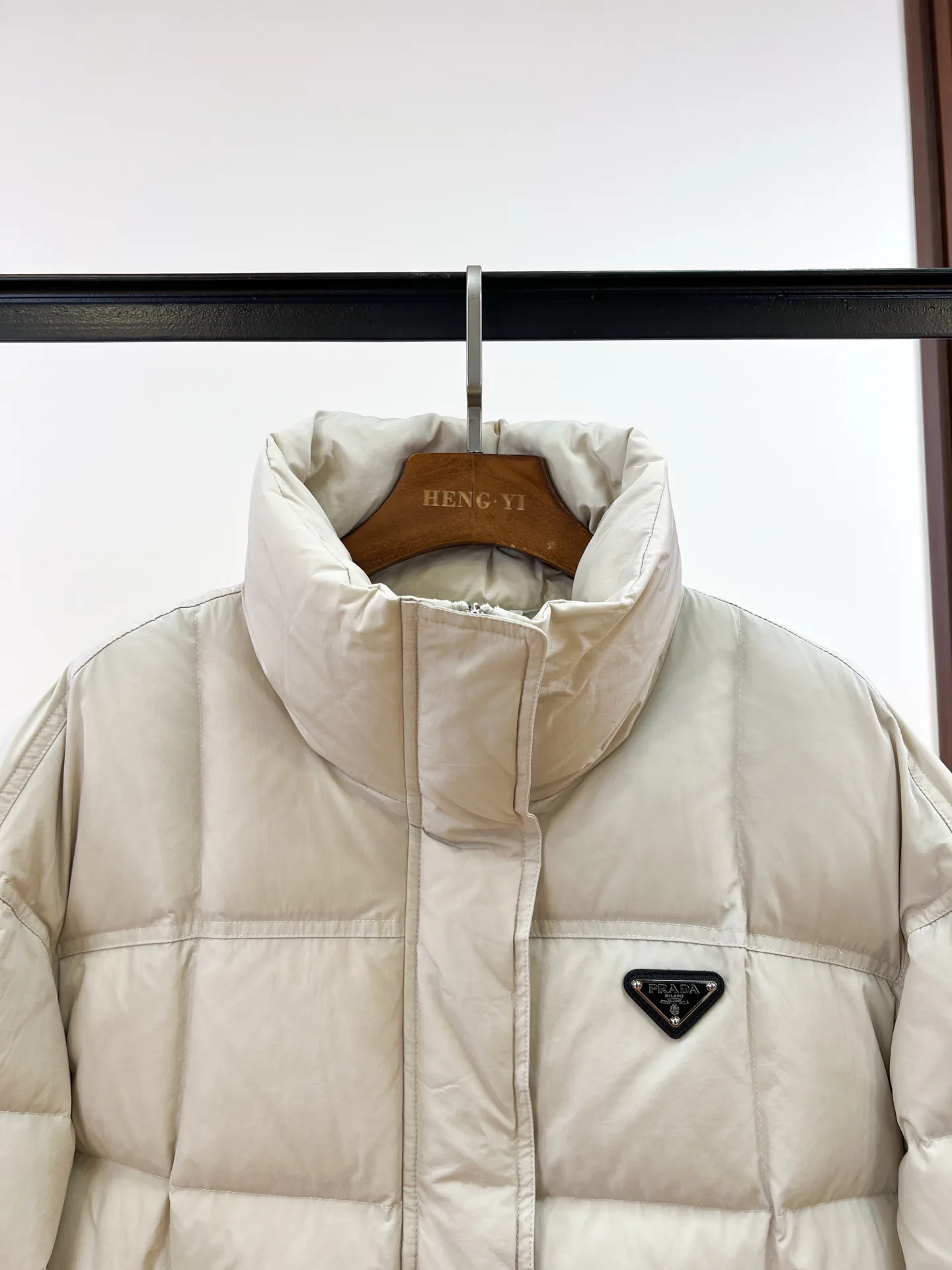 Куртки И Пуховики Женские Prada 18279510