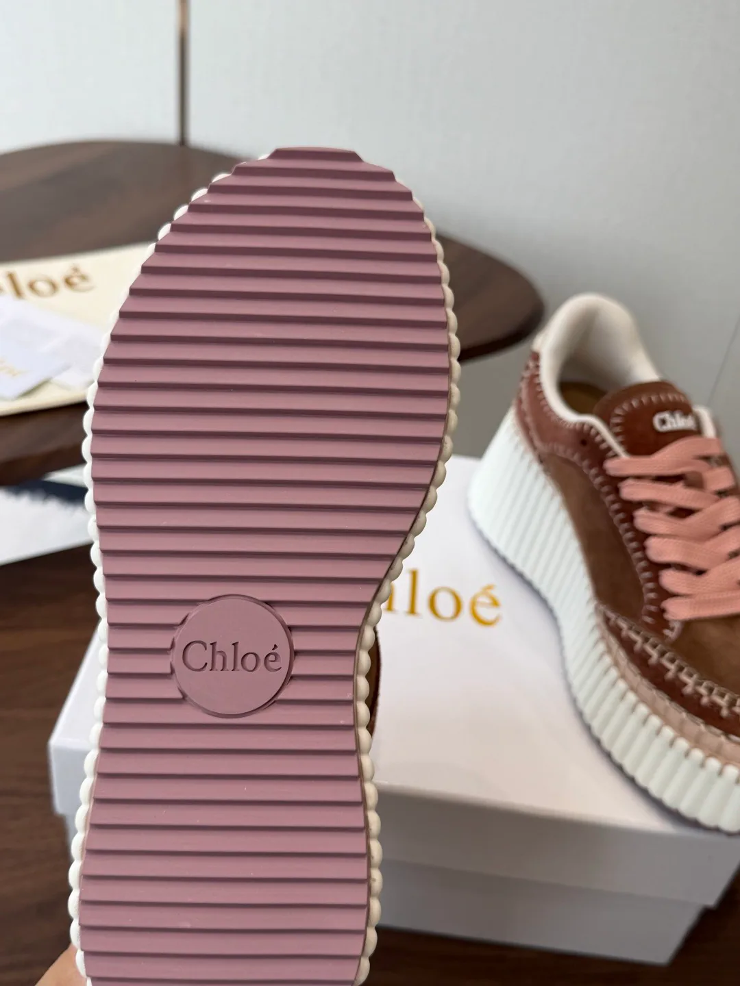 Кроссовки Женские Chloe 19587142