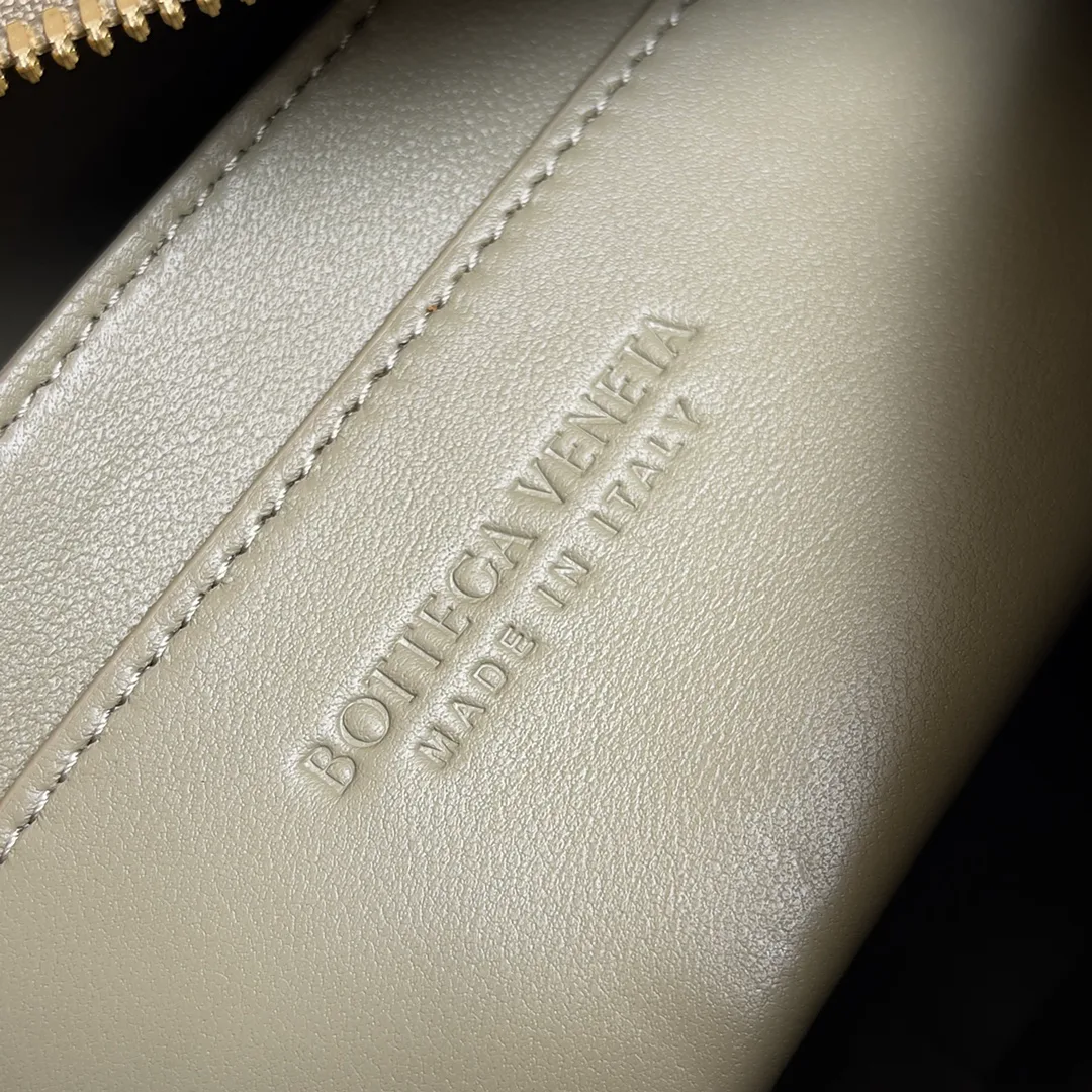 Классические Сумки Женские Bottega Veneta 18161099