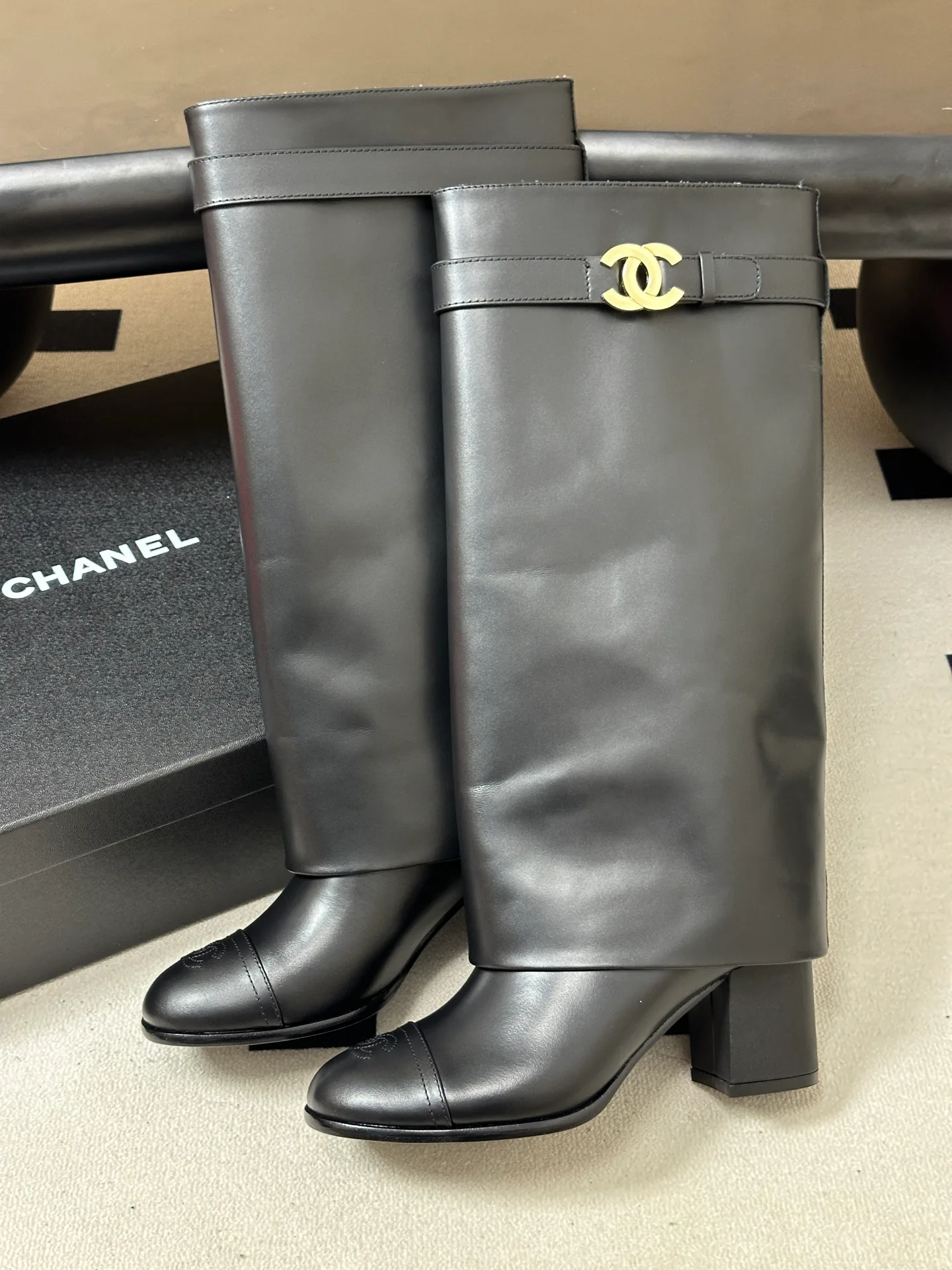 Сапоги Женские Chanel 18980500