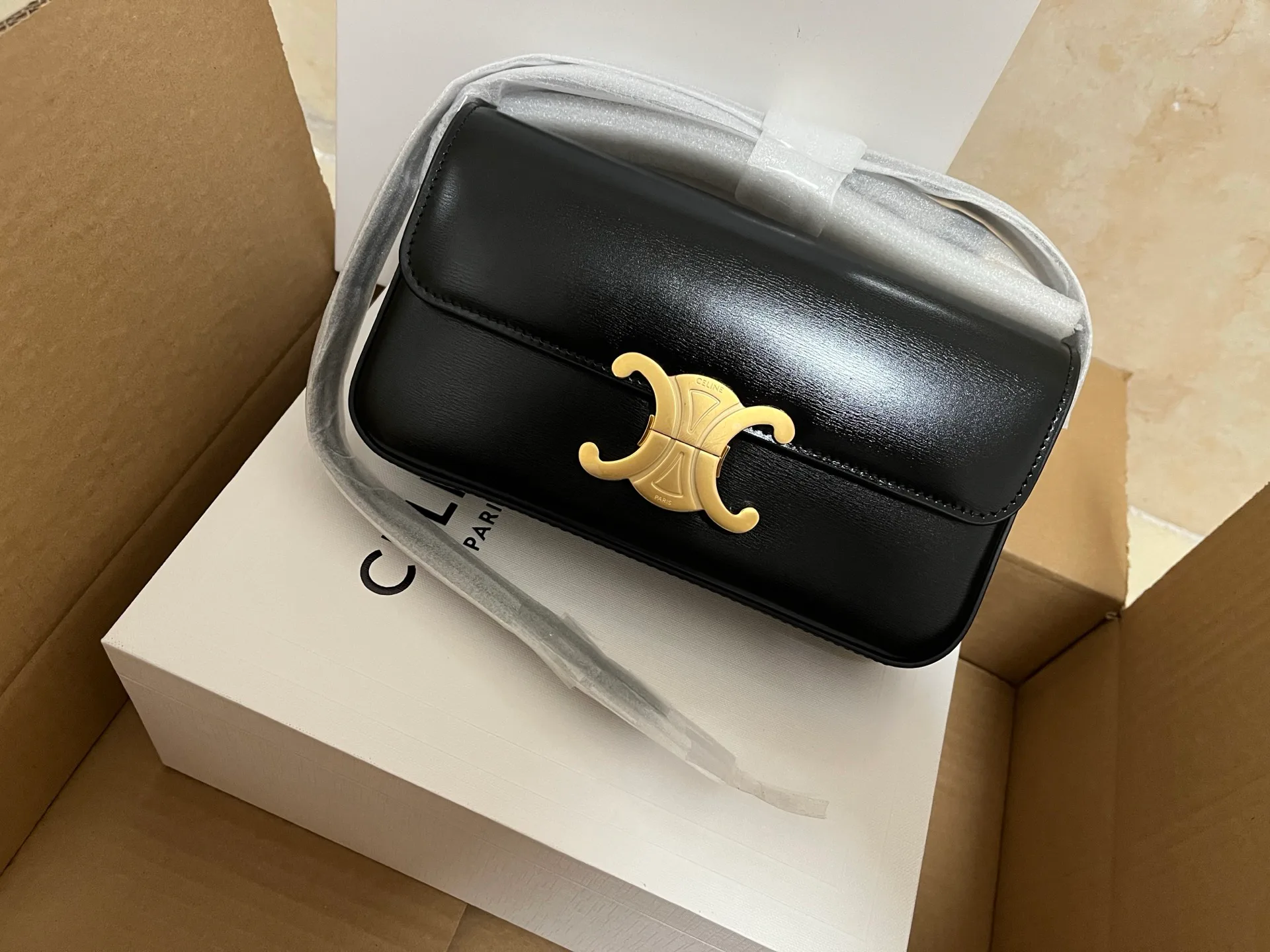 Классические Сумки Женские Celine 13435322