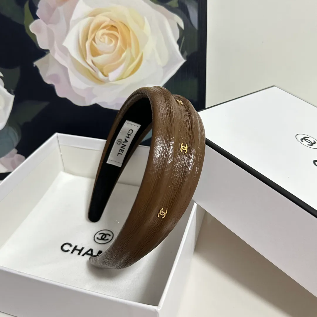 Головные Уборы Chanel 11469193