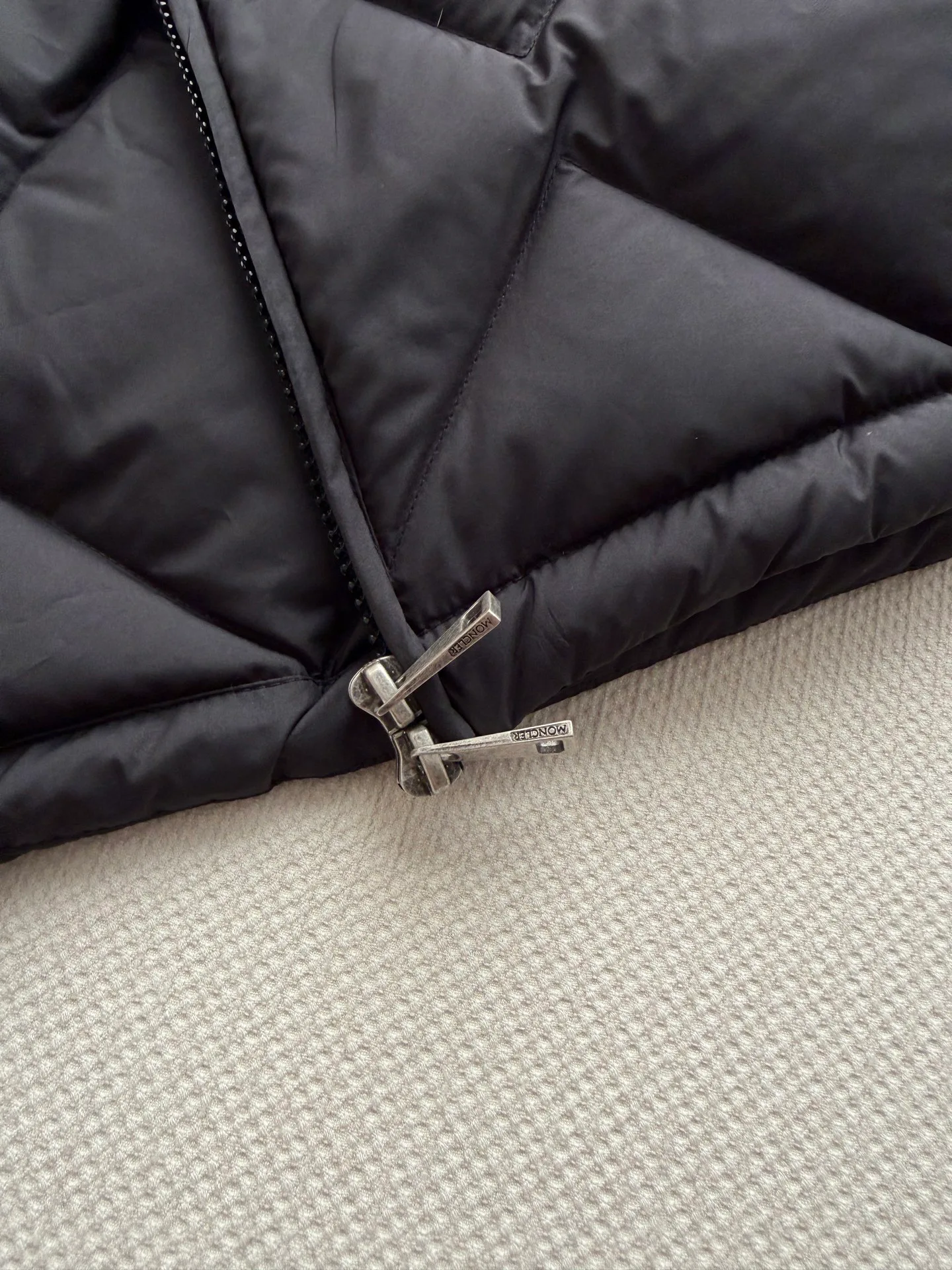 Куртки И Пуховики Женские Moncler 19541090