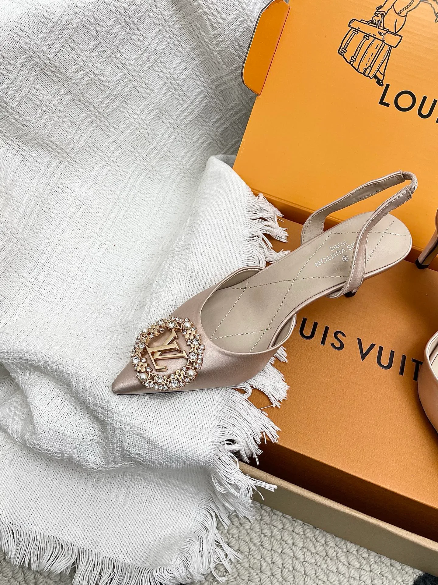 Туфли Женские Louis Vuitton 11194372