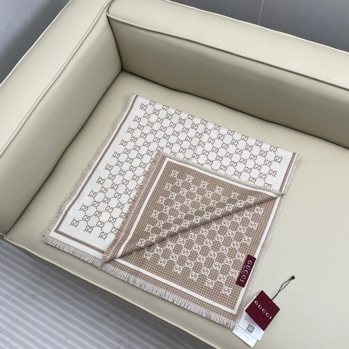 Шарфы Gucci 124012