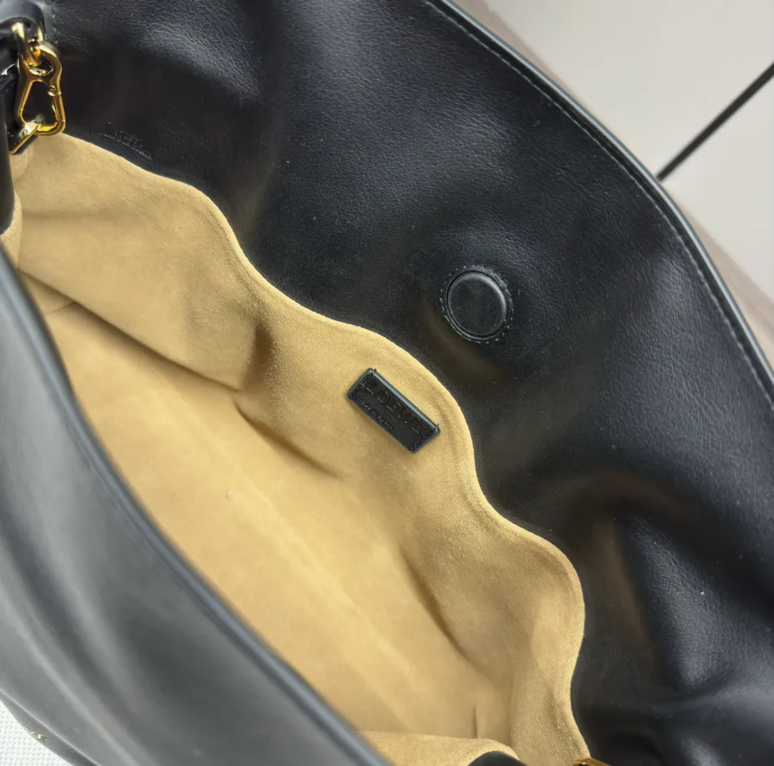 Клатчи Женские Loewe 1169257